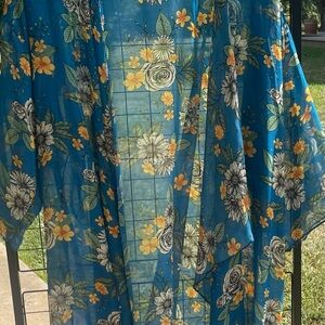 LuLaRoe Blue Floral Kimono